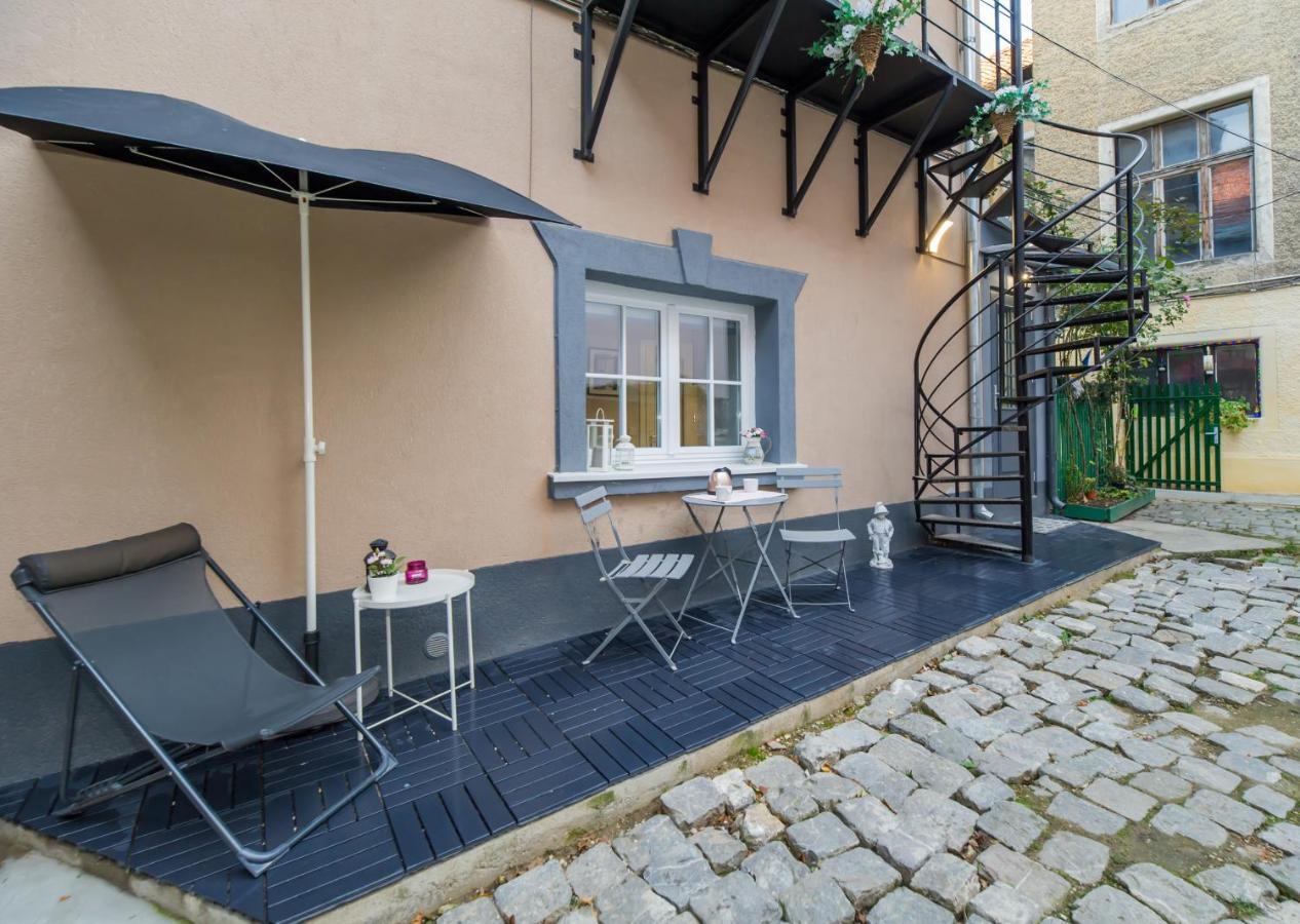 Air De Paris Apartment Brasov Ngoại thất bức ảnh